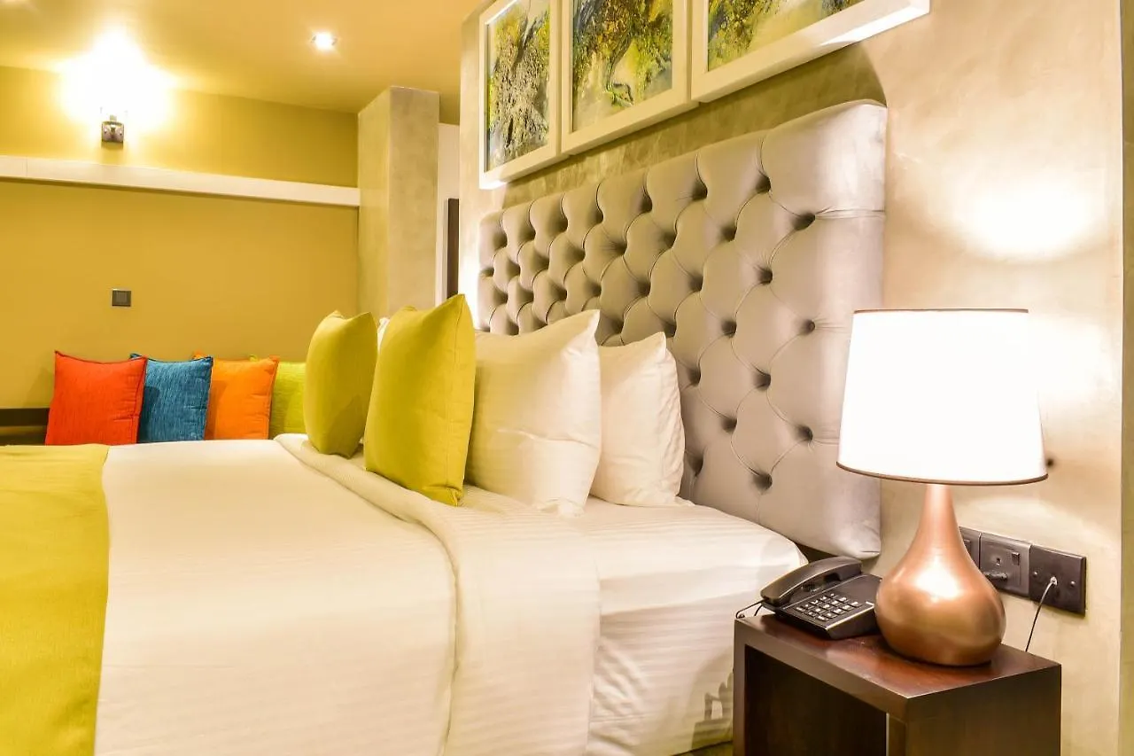 Shady Hills -Hunnasgiriya Hotel Kandy
