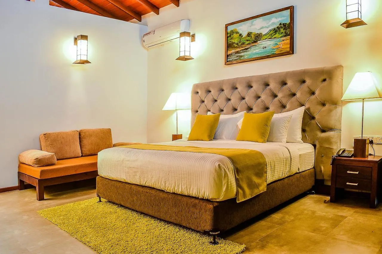 Shady Hills -Hunnasgiriya Hotel Kandy